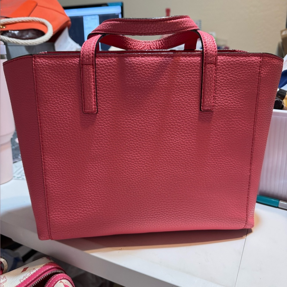 Kate Spade pebbled leather.Elegant Pink Tote Bag EUC B41